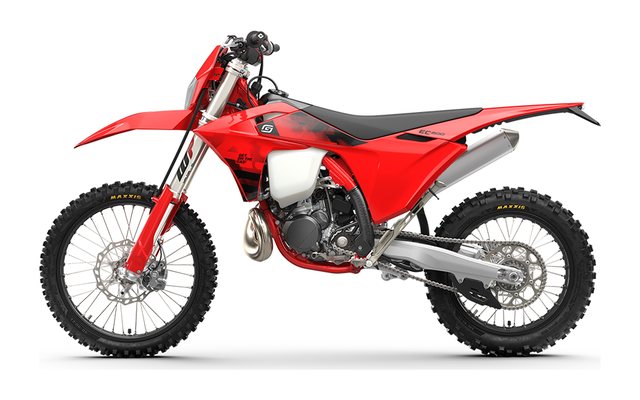 2026 GASGAS EC 300, side studio view