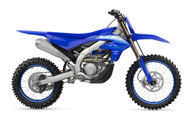 2027 Yamaha YZ450FX, side studio view